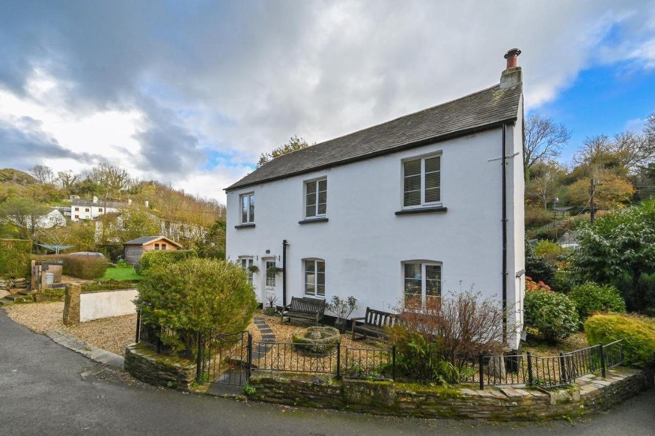 A Superb Bijou Retreat With Jacuzzi Near An Excellent Village Pub Yelverton Extérieur photo