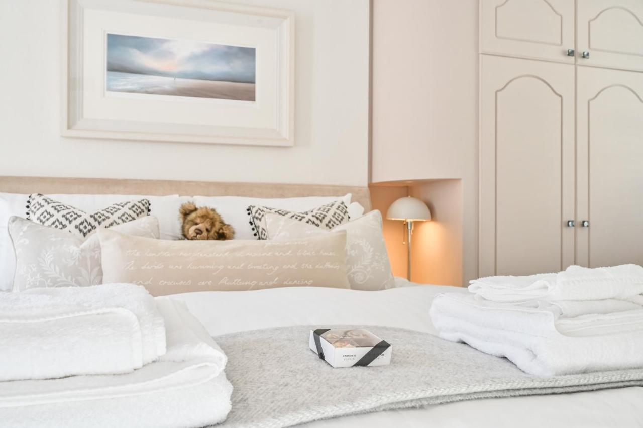 A Superb Bijou Retreat With Jacuzzi Near An Excellent Village Pub Yelverton Extérieur photo